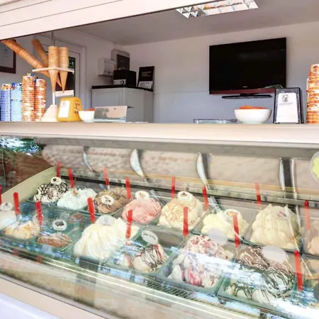 Vakantiepark Mobilehomes In - Istrien 11967 *